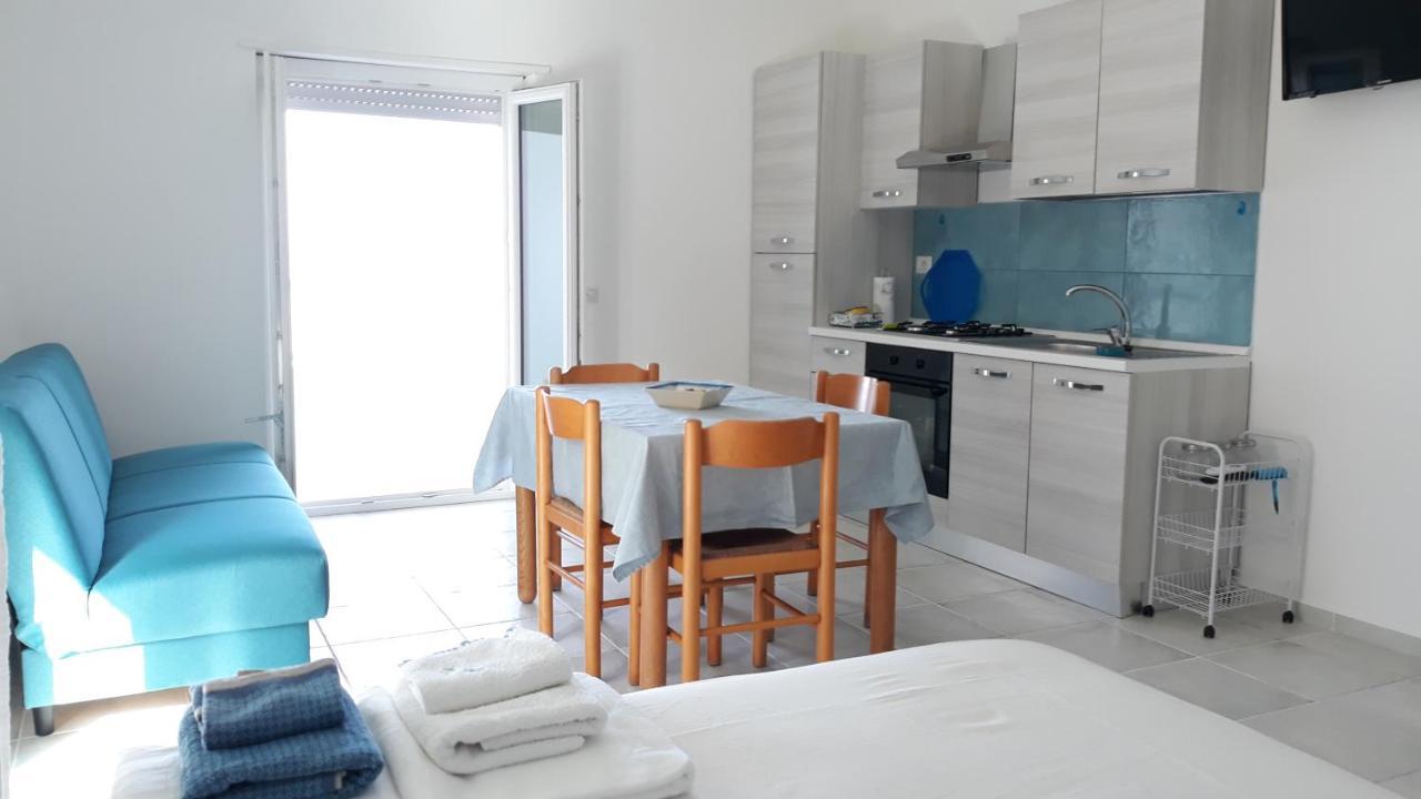 mare blu Apartment Gizzeria Cameră foto